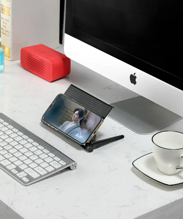 Praktyczna, regulowana półka do wnętrz